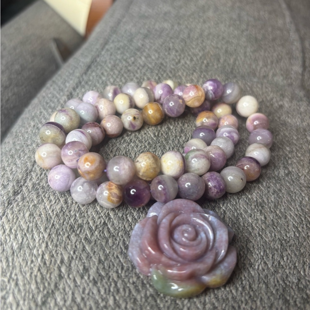 Fluorite Beaded Necklace with Alashan Rose Pendant
